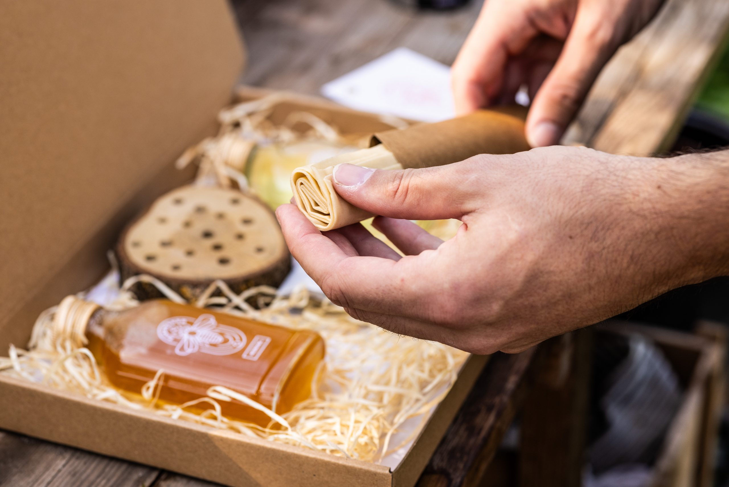 Bijdemaker Bijenwasdoekje is de natuurlijke variant van aluminium folie