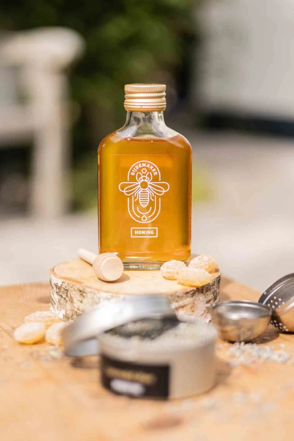 Honing in leuke cadeau pakketten van Bijdemaker